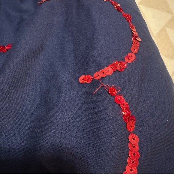 J crew Girls' sequin heart sweatshirt - Picture 3 of 3